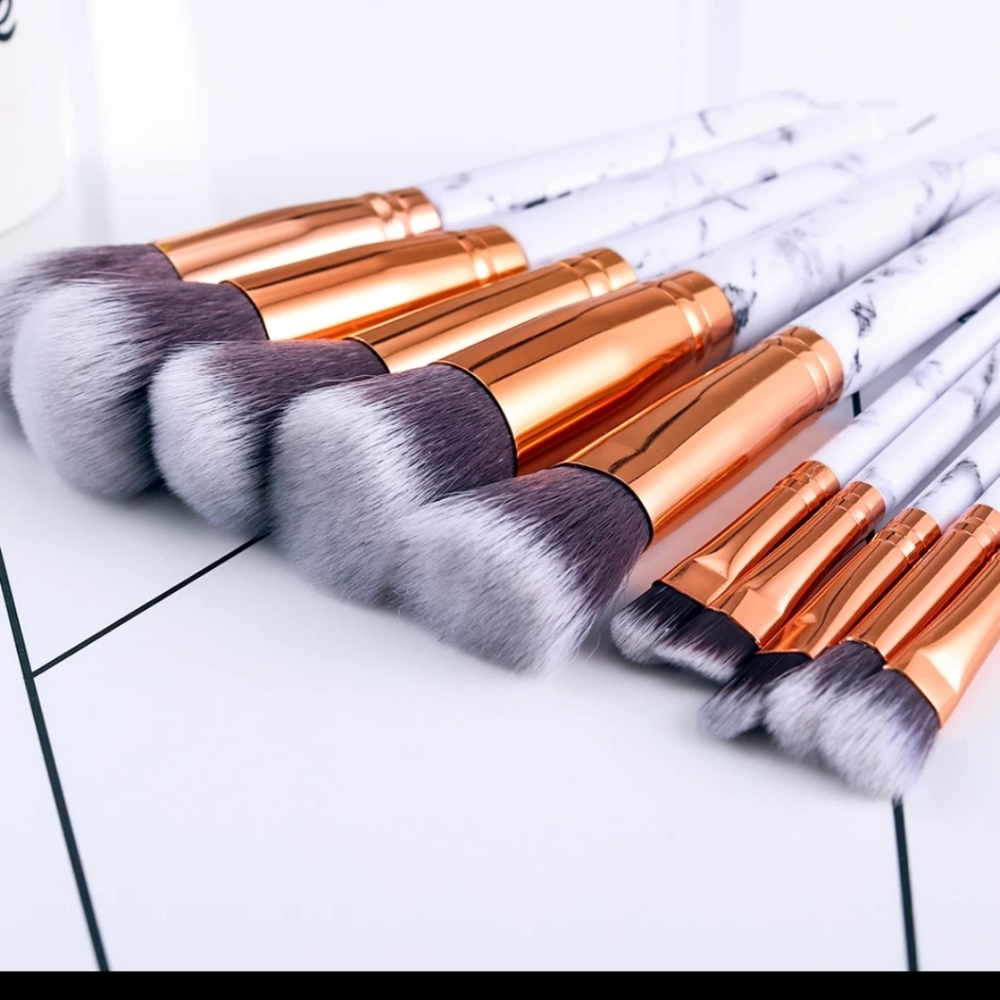 Professional 10 Piece Marble Makeup Brush set with Marble Brushe Holder - Picture 4 of 14